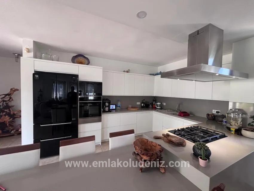 Eckgrundstück Mit 980 M² Und 5+1 Zimmern In Dalyan, Maraş, Zu Verkaufen.