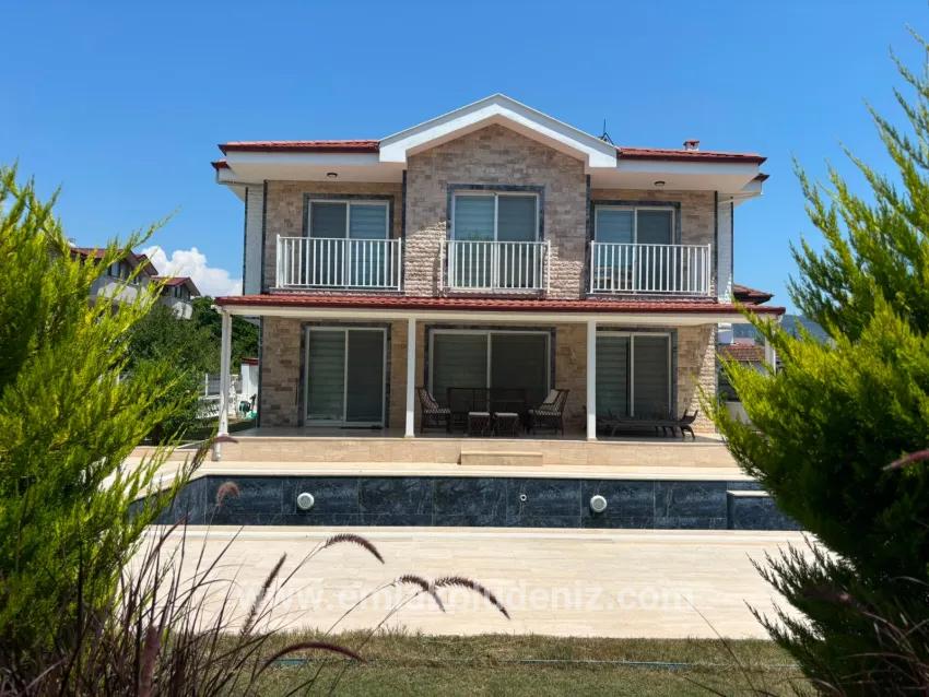 4+1-Zimmer Villa Zu verkaufen in Dalyan Bz. Ortaca - 500 m²