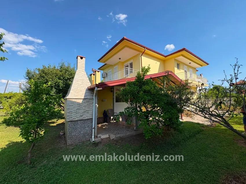 Dalyan Gülpınar 1000m2 Grundstück Innerhalb 4+2 Zu Verkaufende Villa