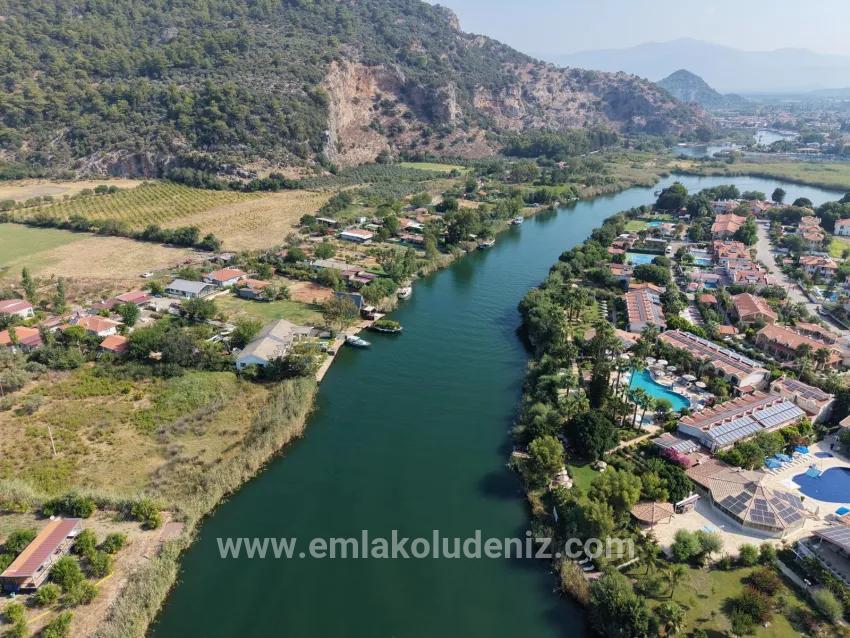 Im Köyceğiz Çandır Mahallesinde kanala sıfır 20.000m2 satılık Feld