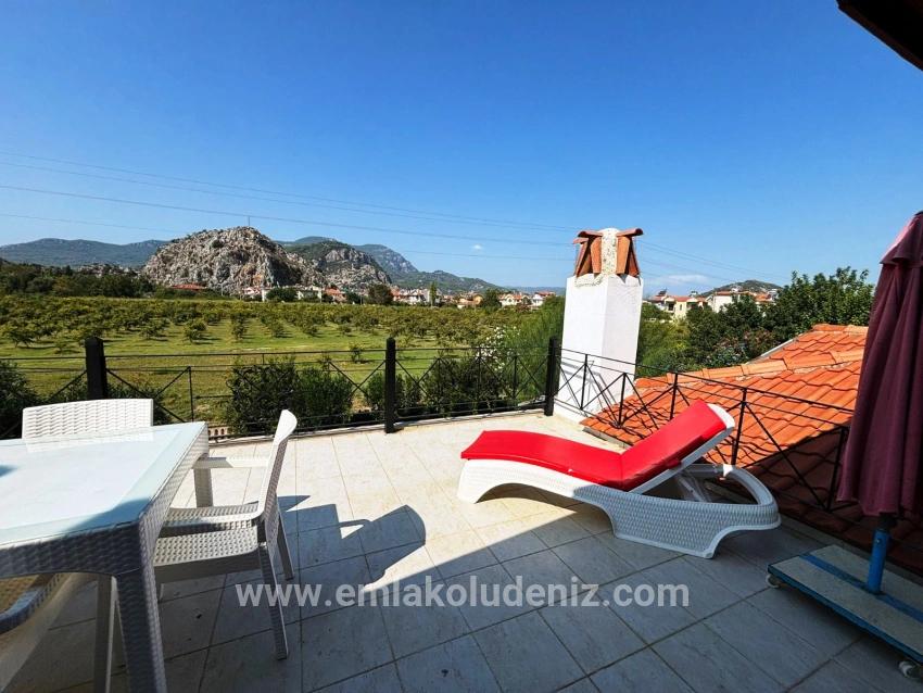 Villa Zum Verkauf Auf Einem 600 M² Großen Grundstück In Dalyan Arıkbaşı