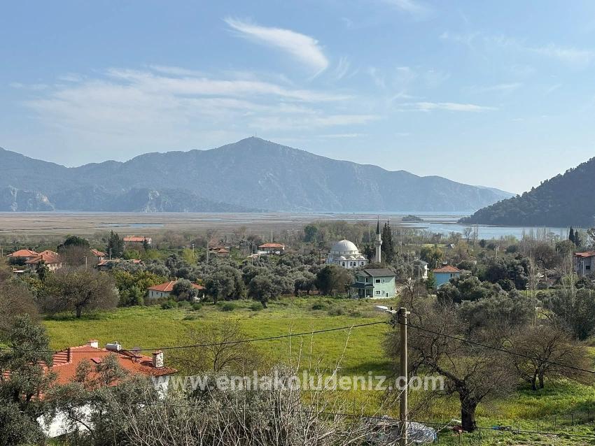 2.023 M² Großes Grundstück In Çandır Village, Köyceğiz, Zu Verkaufen, Mit Miteigentum Und Freiwilliger Aufteilung.