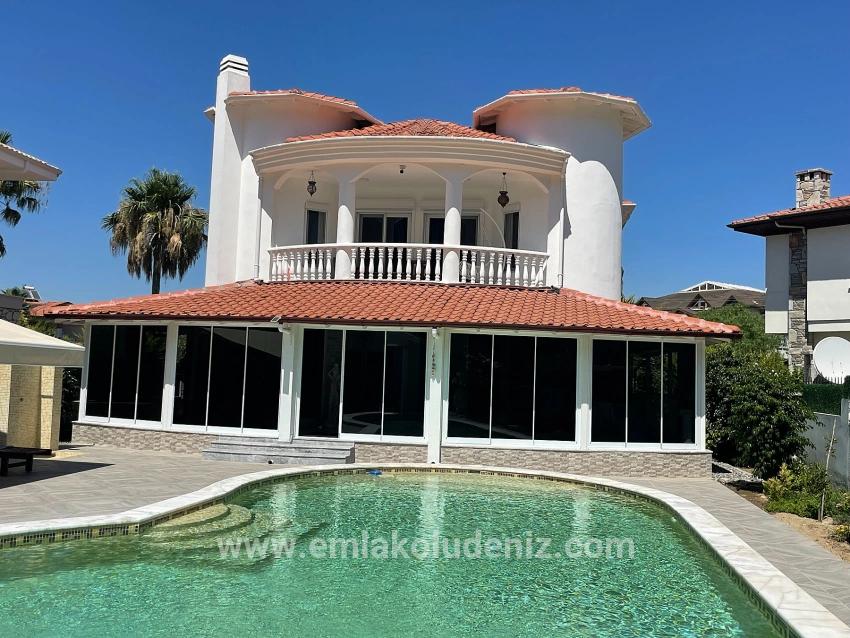 4+1 Villa Zum Verkauf Auf Einem 720 M² Großen Grundstück In Dalyan Gülpınar