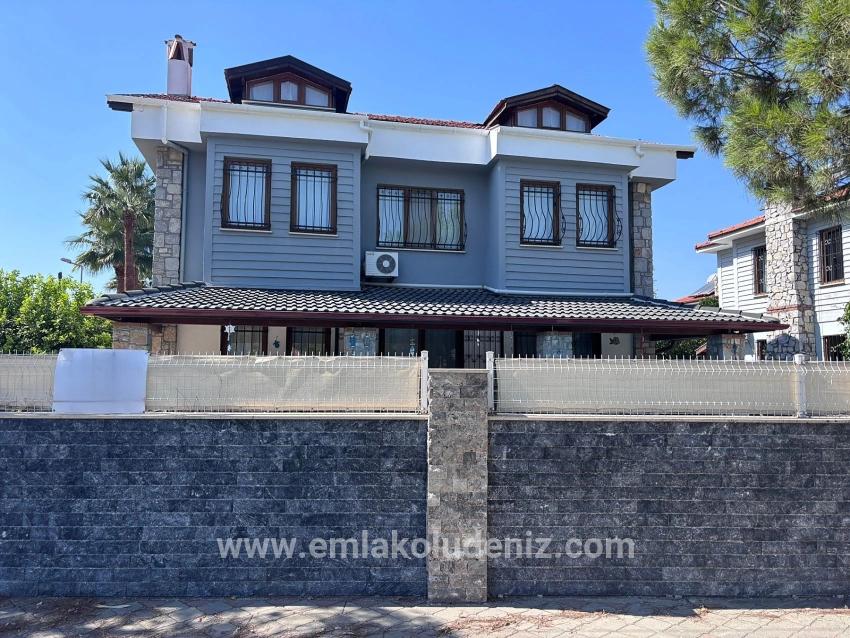 5+1 Villa For Sale On A 301m2 Plot In Dalyan