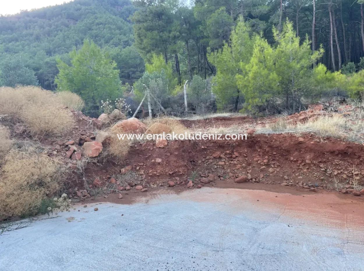 Land For Sale In Ekincik With Sea View 420M2 Zoned