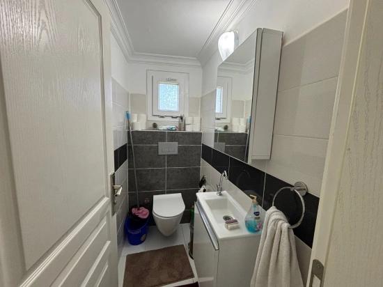 Продается Одноэтажный Дом С 2 Спальнями И 1 Ванной Комнатой На Участке 459 М2 В Окчуларе.