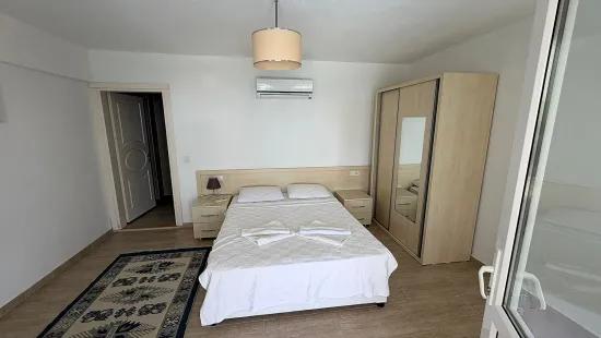 Вилла 4+1 с видом на озеро и море на продажу в Dalyan Gökbel