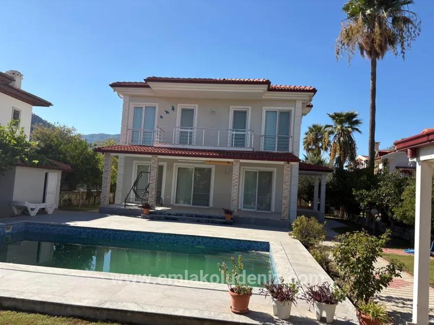 Ortaca Dalyan Mah. Satılık 4+1 Villa - 520 m²