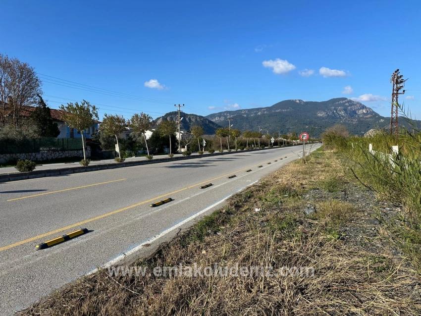 Dalyan Anayola Sıfır 5.111m2 Satılık Ticari-konut Arsası