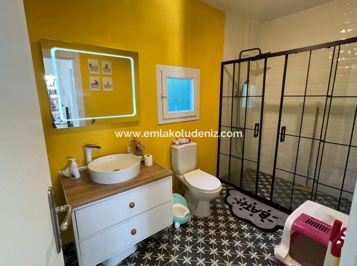 Eskiköy'de 1000M2 Arsa İçerisinde 2+1 Satılık Müstakil Evi