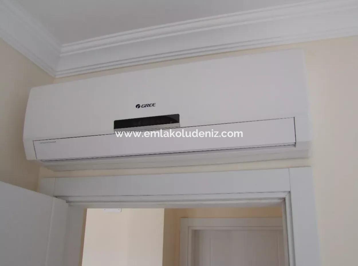 Zeytinalanda Satılık Lüks Villa Köyceğiz Zeytınalanda 6800M2 Arsa Full Göl Manzaralı Satılık Villa