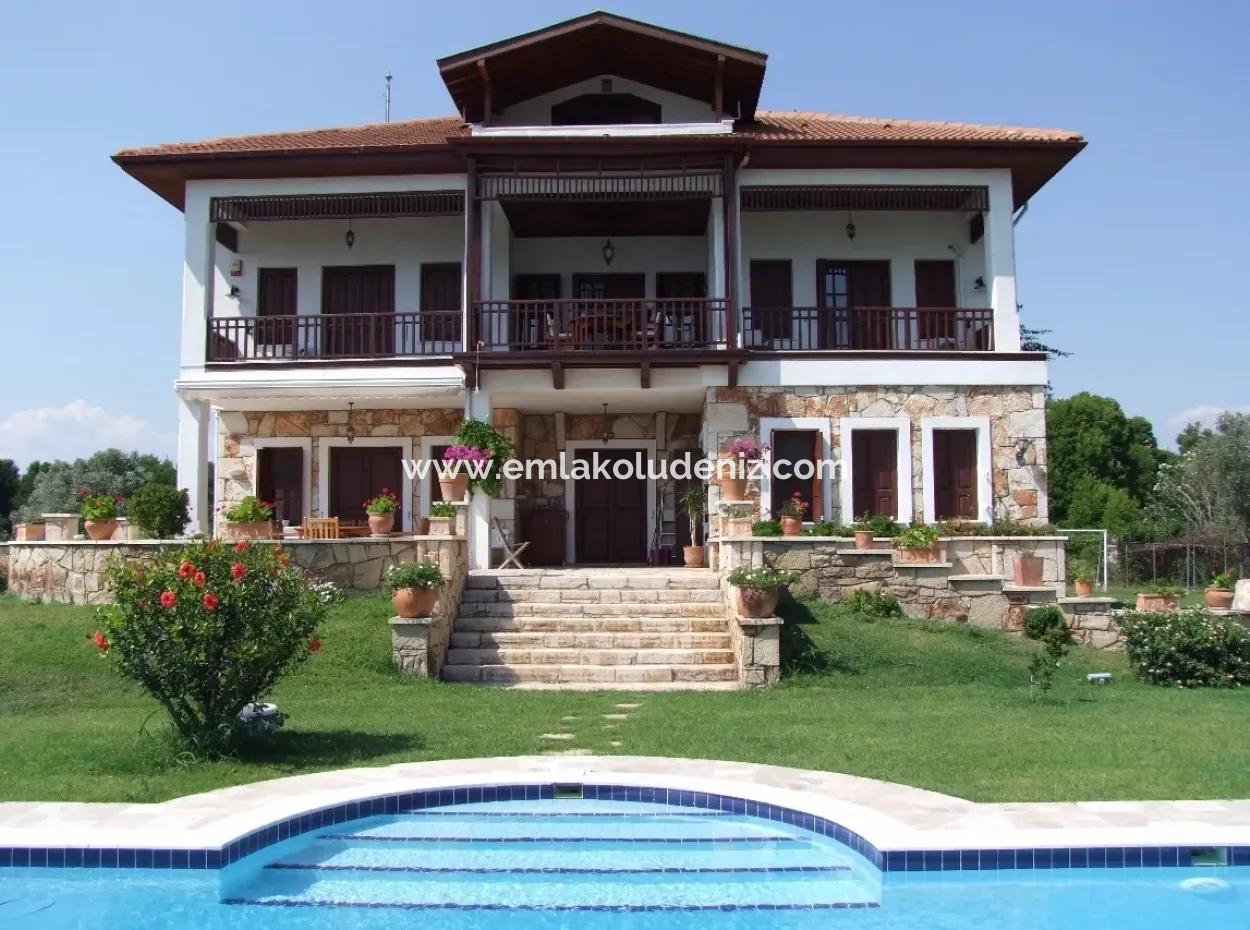 Dalyan Satılık Malikane Dalyan 12,338M2 Arsa İçinde Satılık Lüks Villa