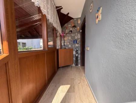 Dalyan Merkezde 301M2 Arsa İçerisinde 5+1 Satılık Villa