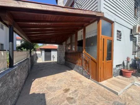 Dalyan Merkezde 301M2 Arsa İçerisinde 5+1 Satılık Villa